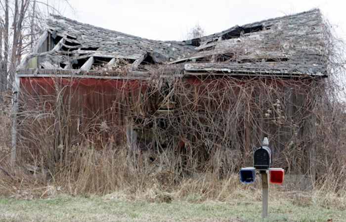 Gamma Gamma Gamma fraternity house. 